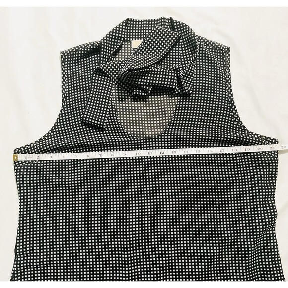 Michael Kors Women's Sleeveless Checkered Tie-Neck Blouse Size L, Black/White - Picture 6 of 8